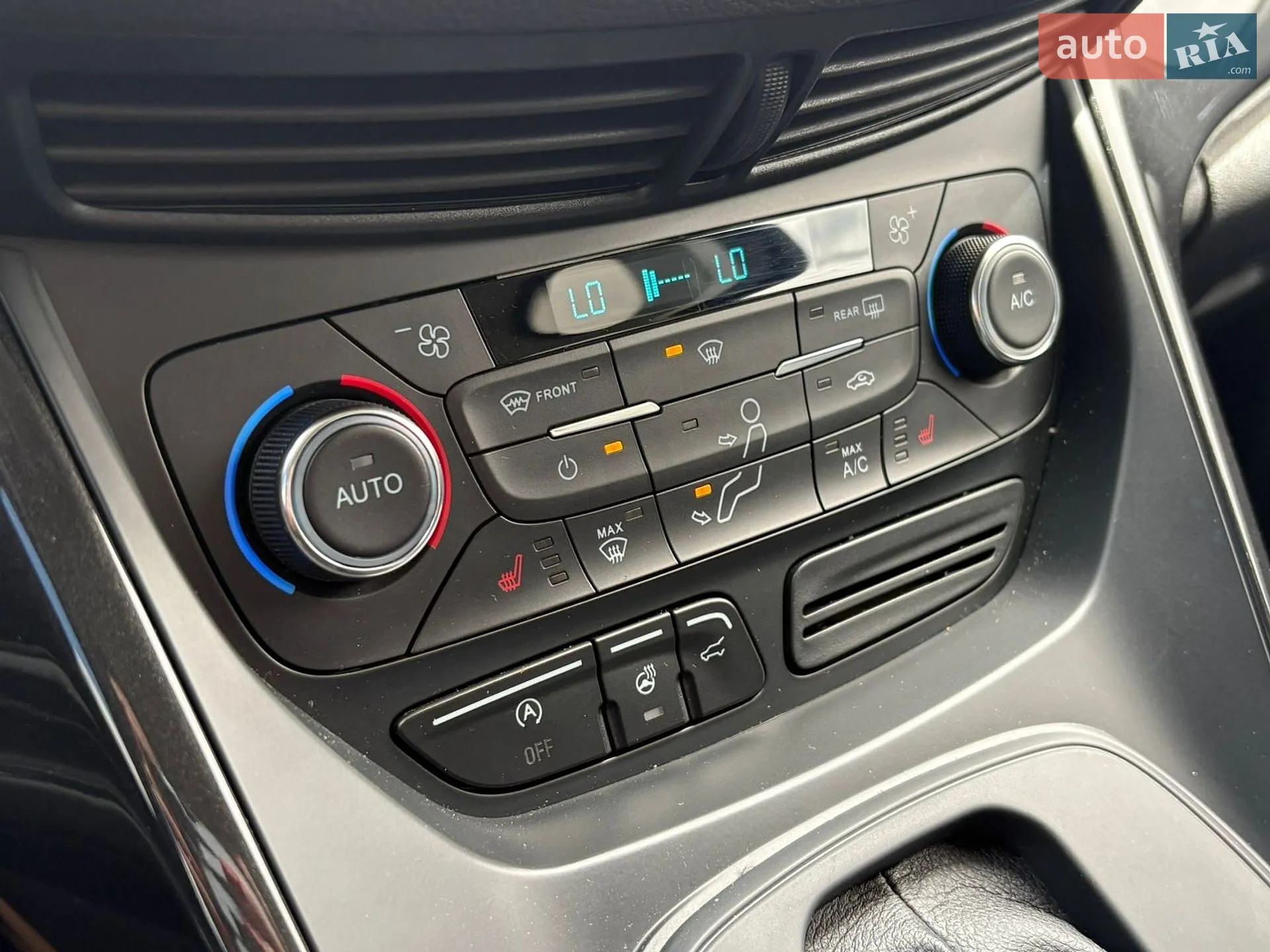 2019 Ford Kuga - мініатюра 17