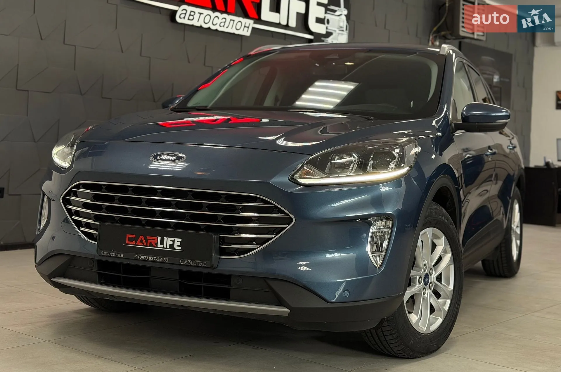 2020 Ford Kuga - фото 1