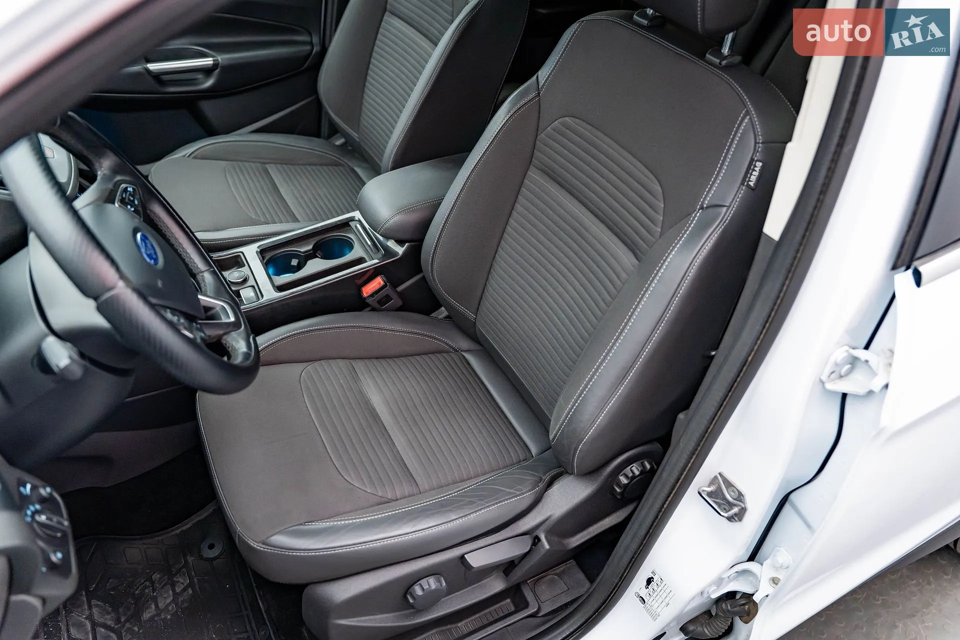 2019 Ford Kuga - мініатюра 10