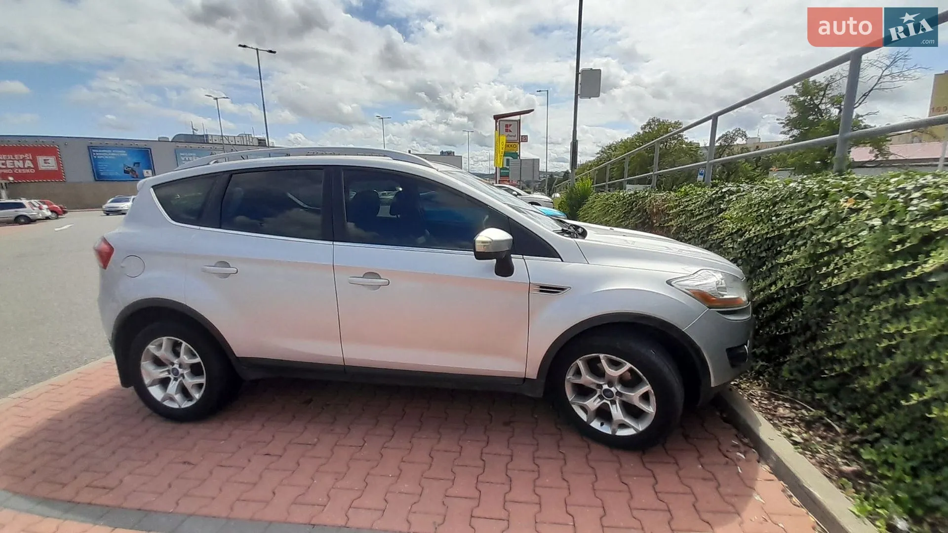 2011 Ford Kuga - мініатюра 2