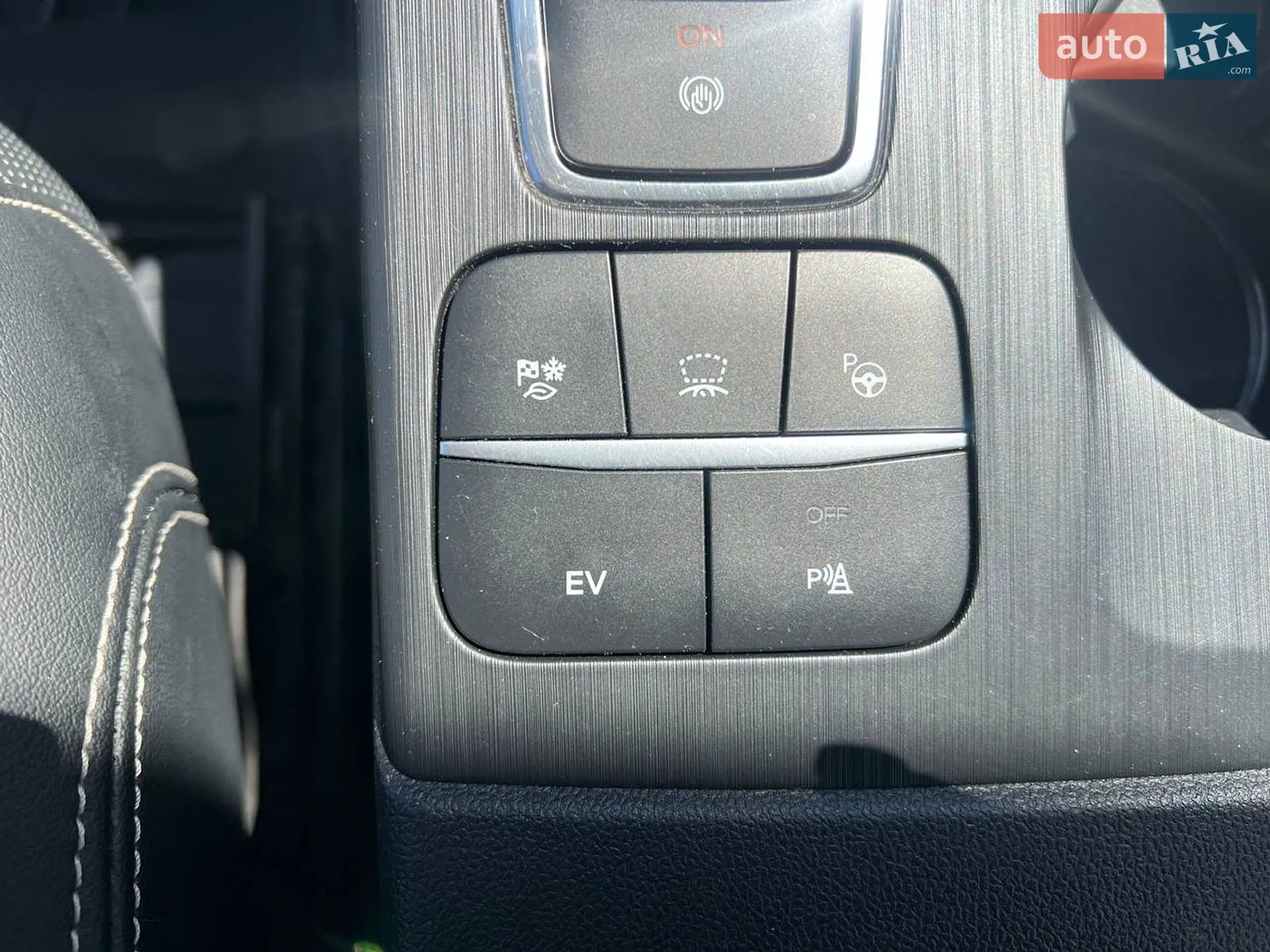 2022 Ford Kuga - мініатюра 36