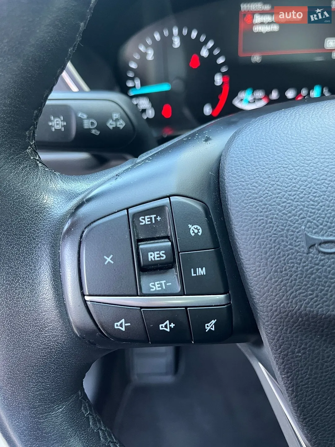 2020 Ford Kuga - мініатюра 22