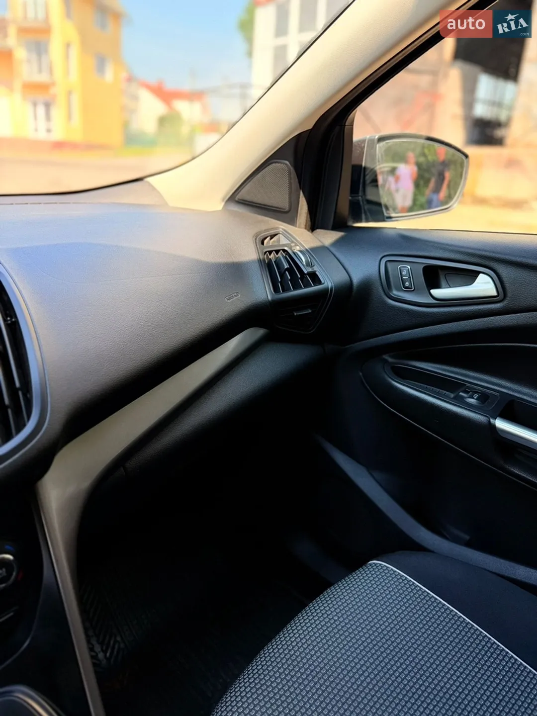 2015 Ford Kuga - мініатюра 18