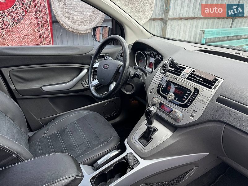 Позашляховик / Кросовер Ford Kuga 2012 в Винниках