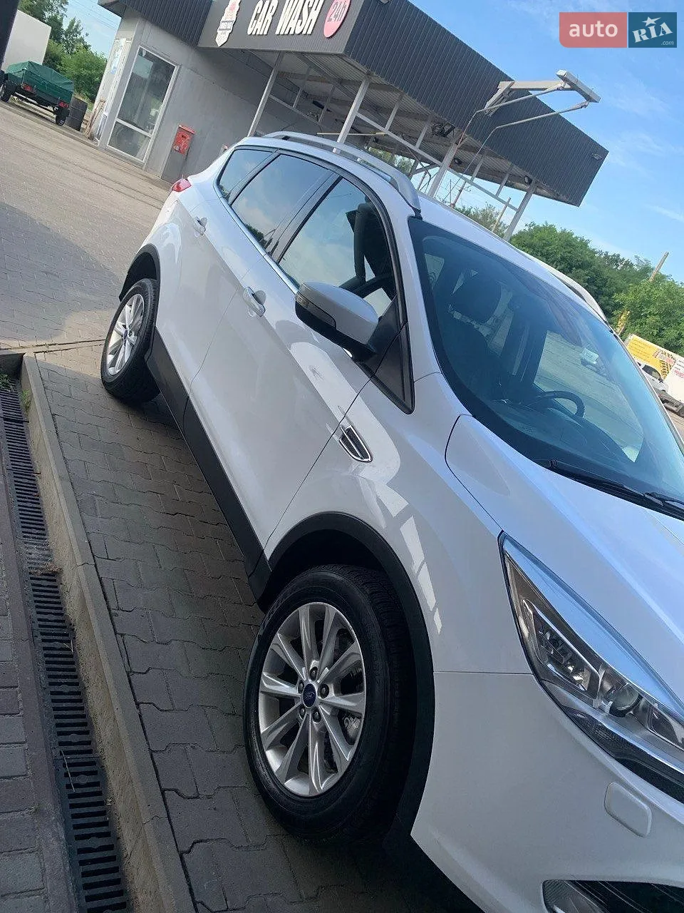 2015 Ford Kuga - мініатюра 12