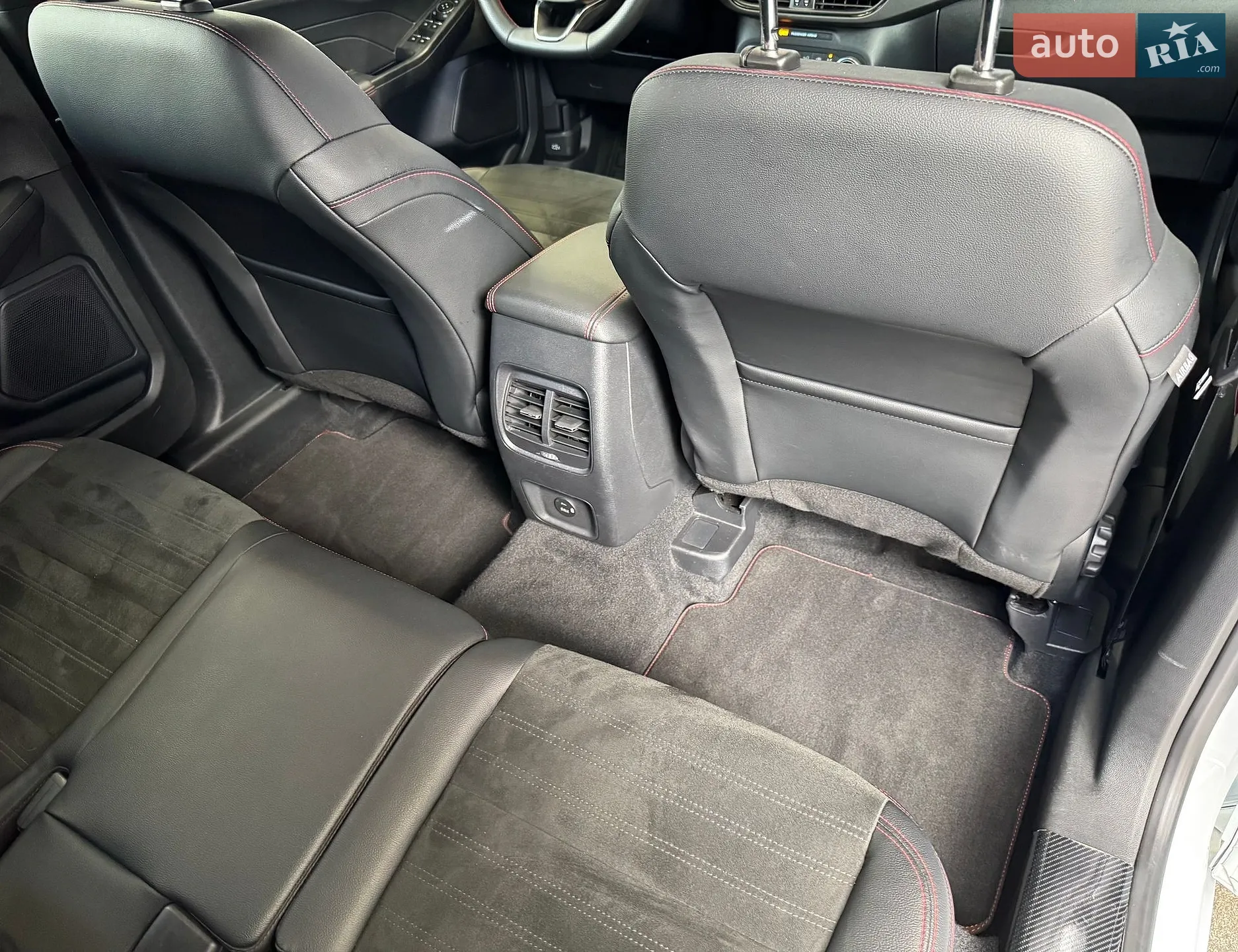 2021 Ford Kuga - мініатюра 28
