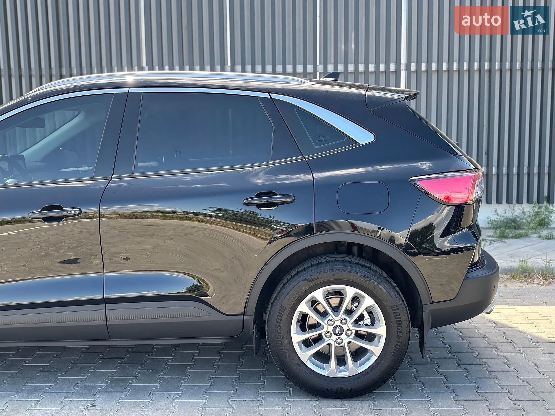 2022 Ford Kuga - мініатюра 3