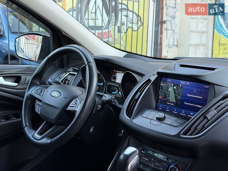 Внедорожник / Кроссовер Ford Kuga 2019 в Николаеве
