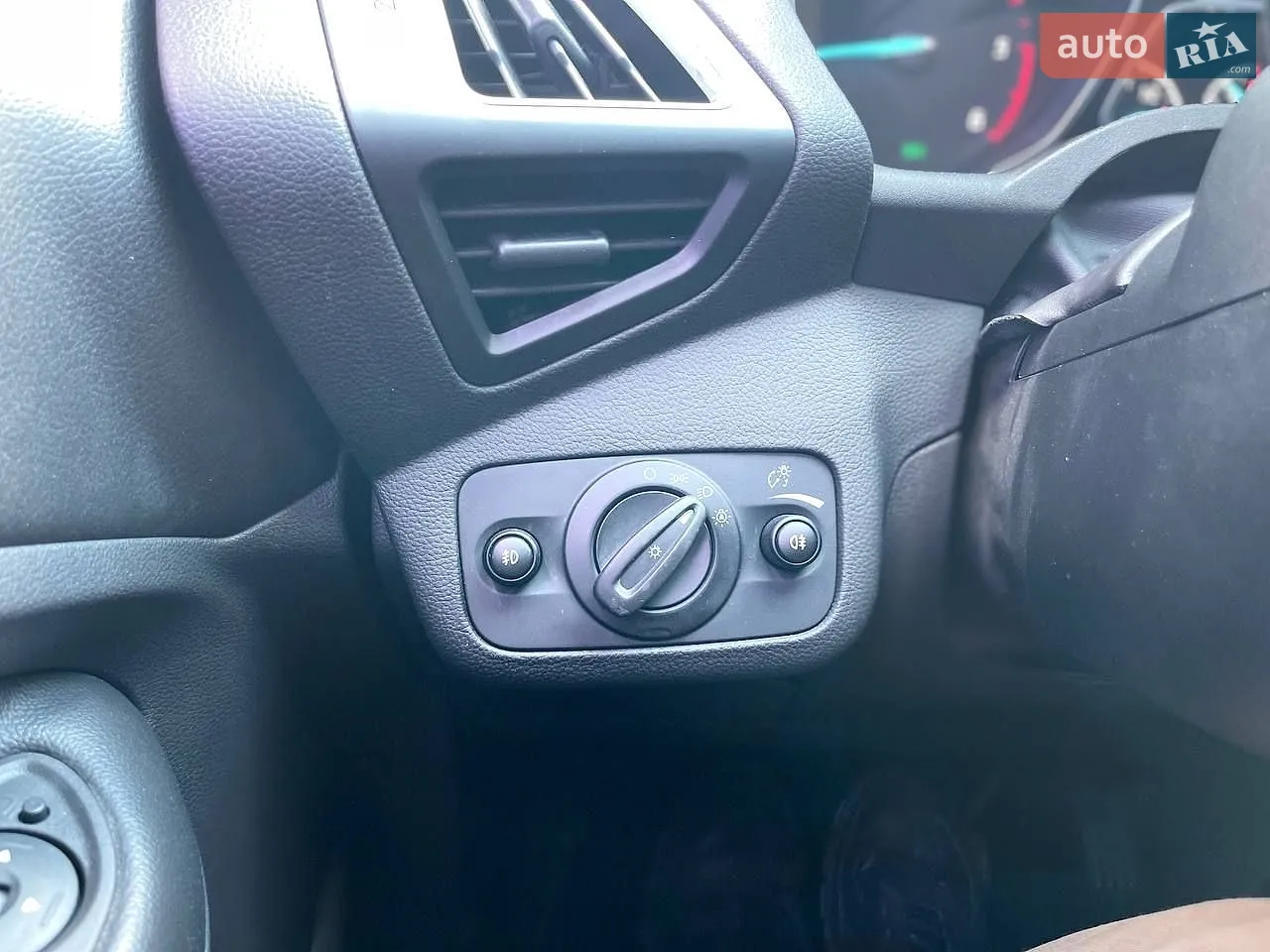 2015 Ford Kuga - мініатюра 20