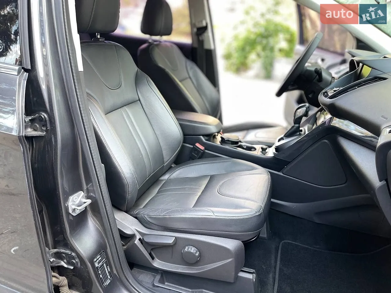 2015 Ford Kuga - мініатюра 12