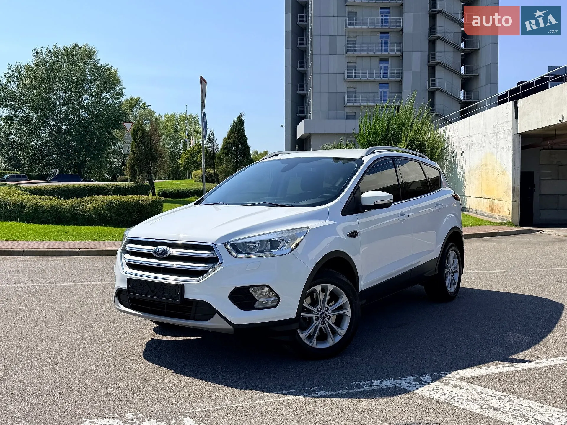 2019 Ford Kuga - фото 1