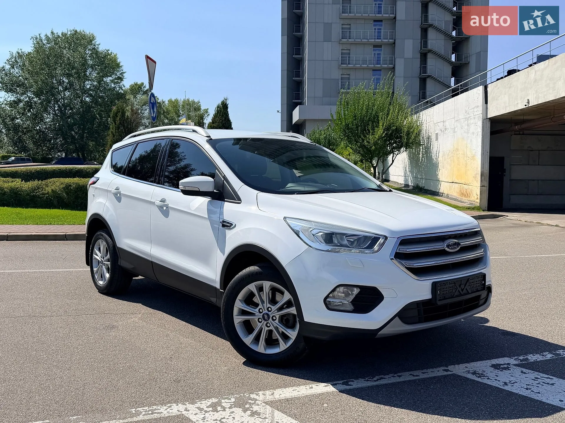 2019 Ford Kuga - мініатюра 18