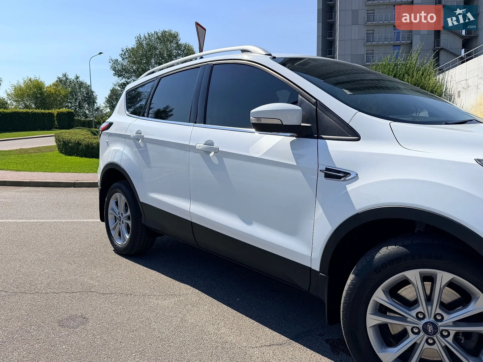 2019 Ford Kuga - мініатюра 28