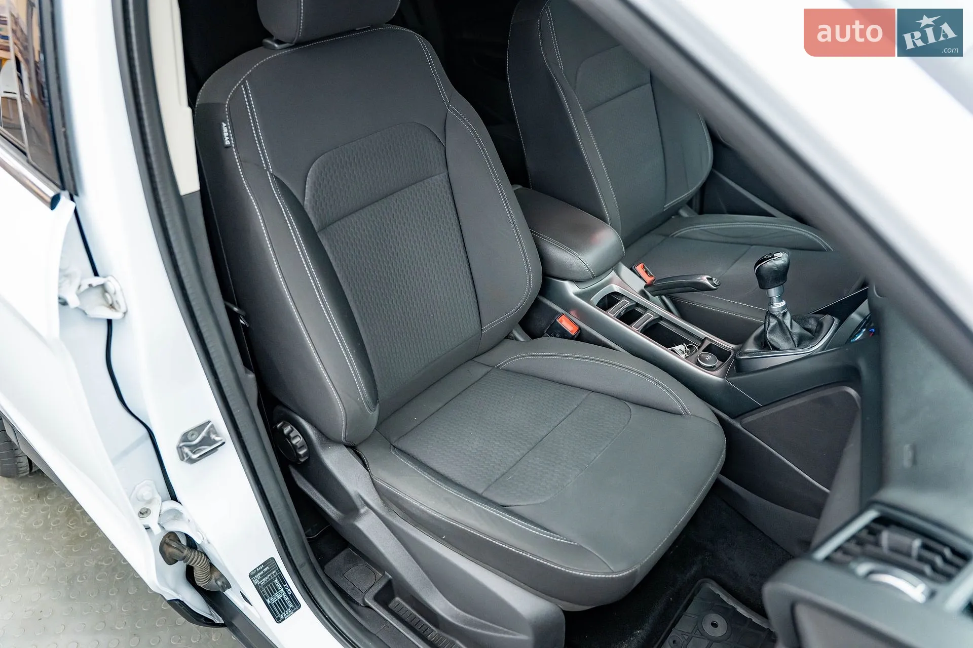 2018 Ford Kuga - мініатюра 19