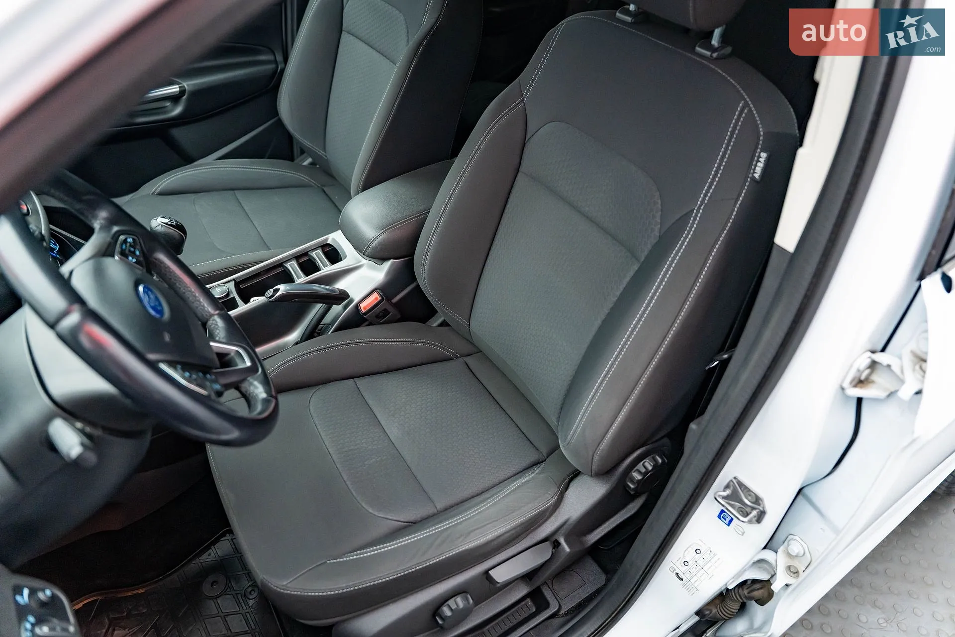 2018 Ford Kuga - мініатюра 9