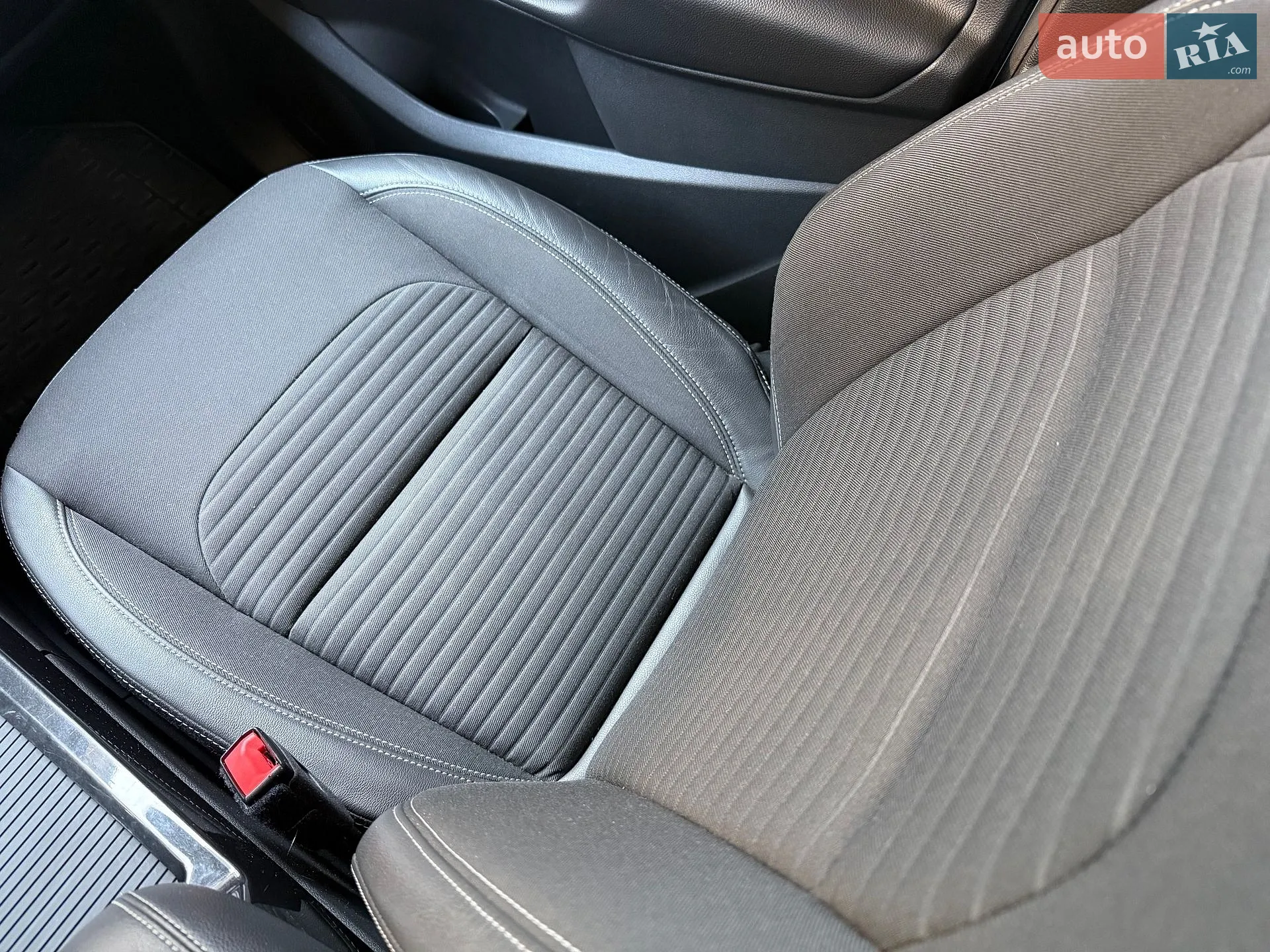 2019 Ford Kuga - мініатюра 29