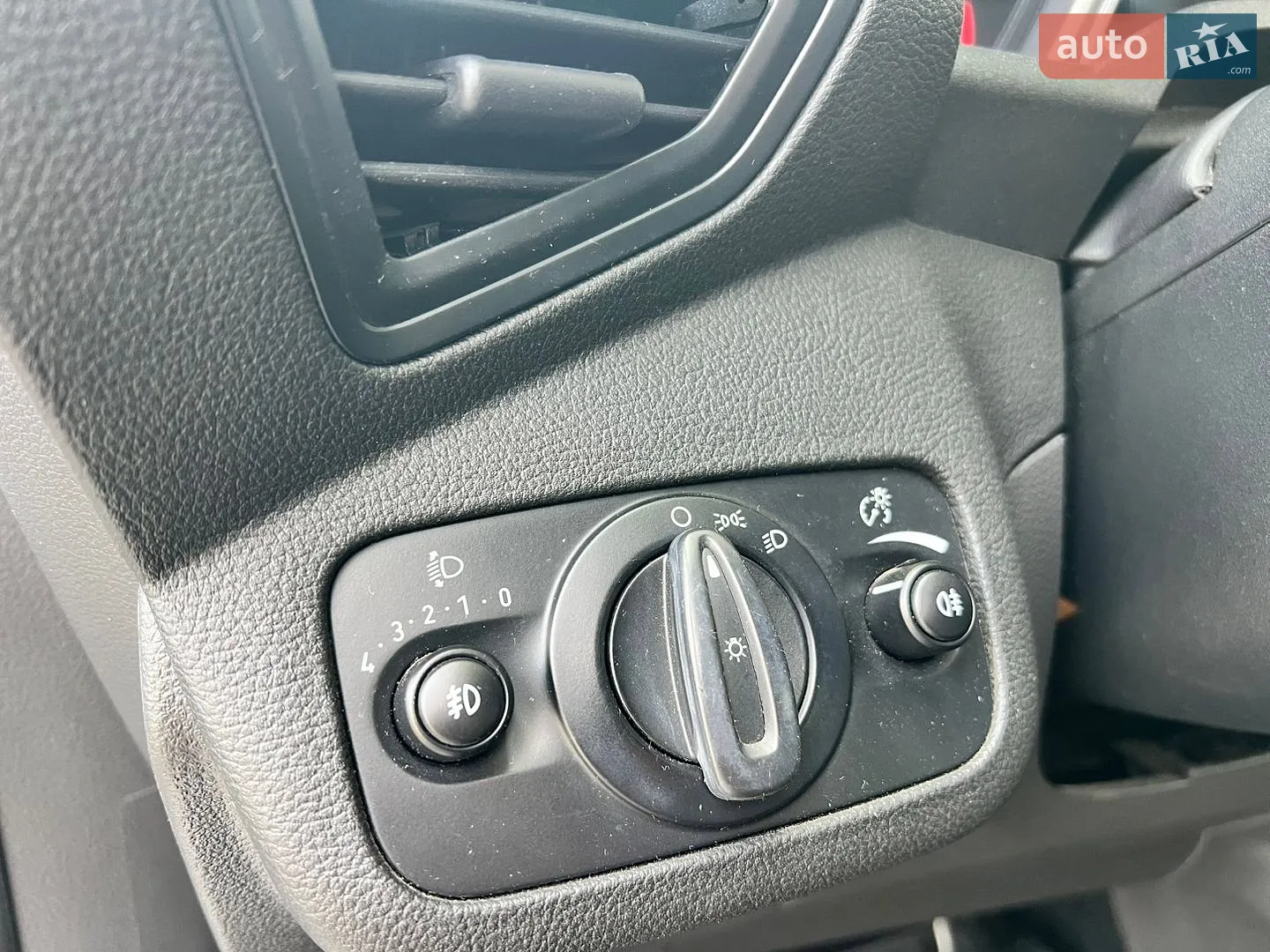 2015 Ford Kuga - мініатюра 12