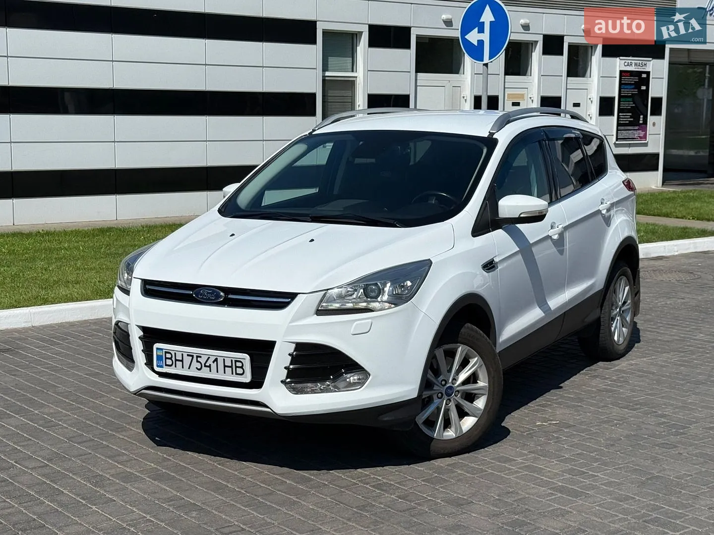 2016 Ford Kuga - мініатюра 16