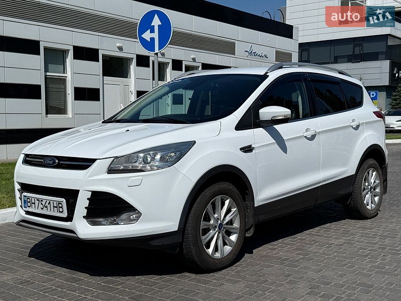 Внедорожник / Кроссовер Ford Kuga 2016 в Одессе