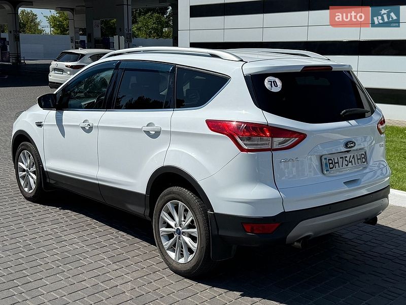 Внедорожник / Кроссовер Ford Kuga 2016 в Одессе