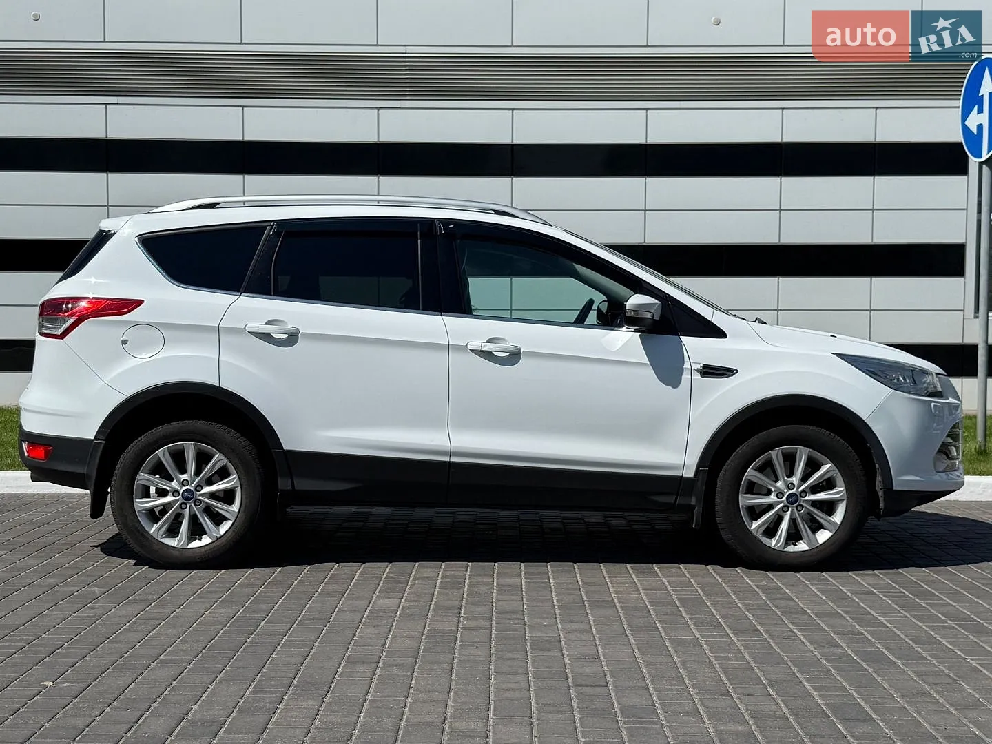 2016 Ford Kuga - мініатюра 37