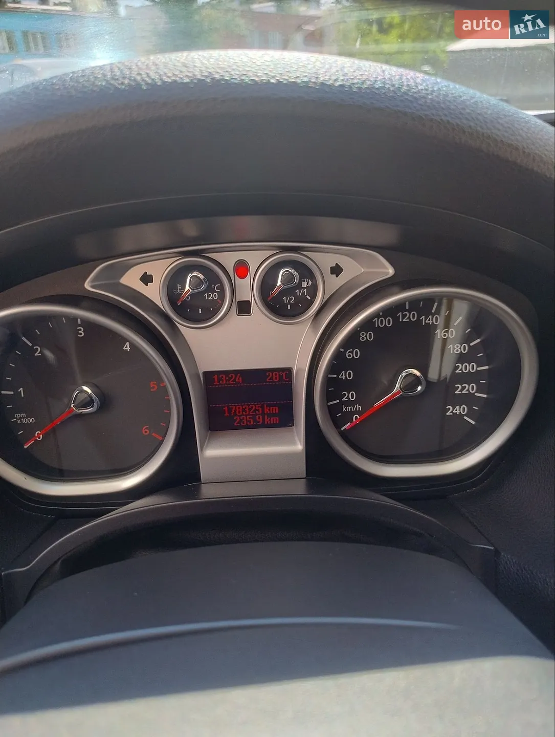 2011 Ford Kuga - мініатюра 14