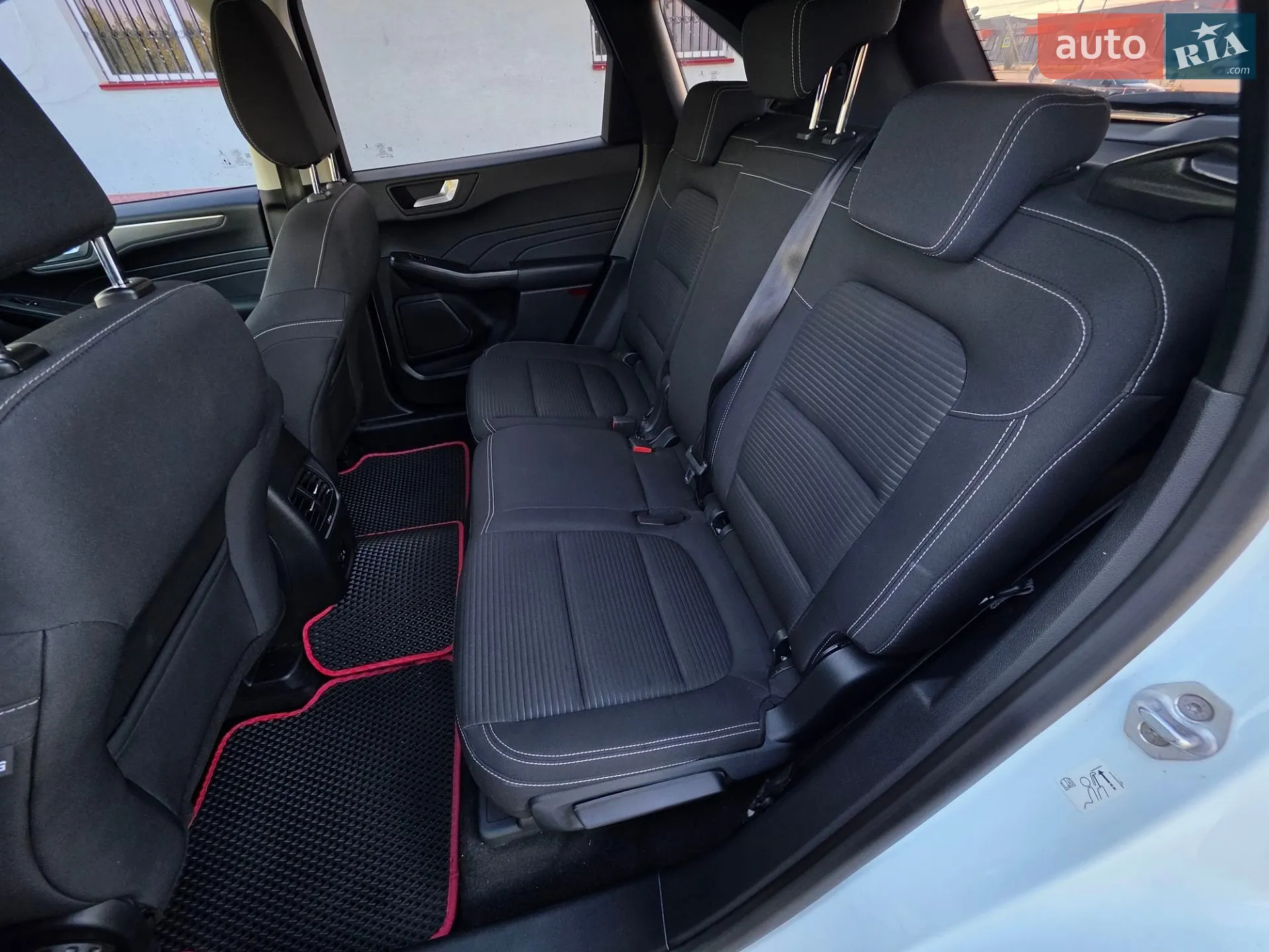 2021 Ford Kuga - мініатюра 26