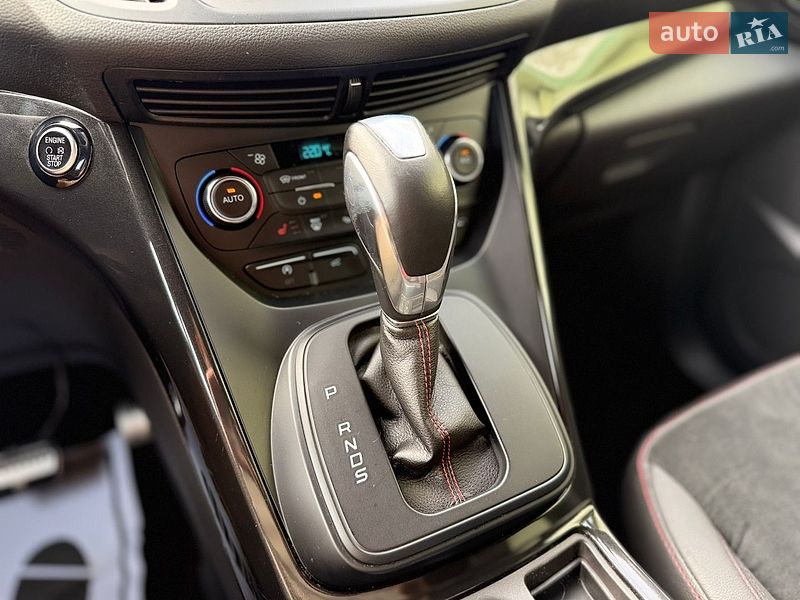 Внедорожник / Кроссовер Ford Kuga 2018 в Тернополе