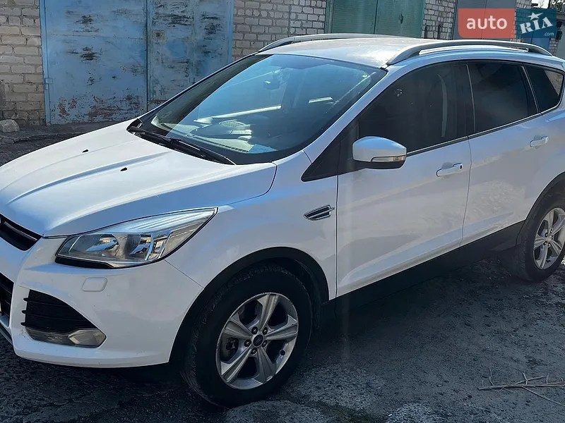 Ford Kuga 2015