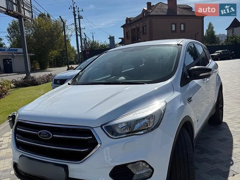 Ford Kuga 2017