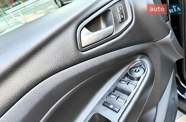 Внедорожник / Кроссовер Ford Kuga 2013 в Киеве