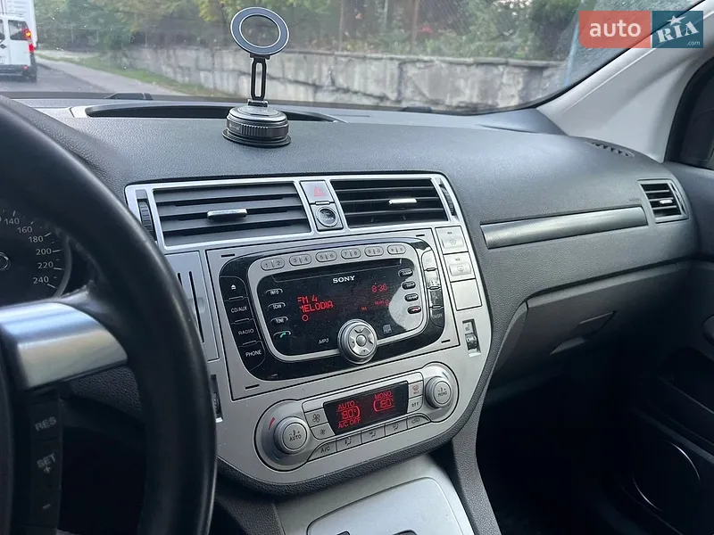 Ford Kuga 2012