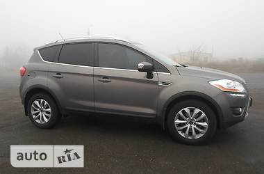 Внедорожник / Кроссовер Ford Kuga 2011 в 