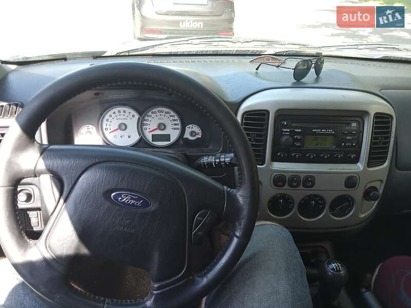 Внедорожник / Кроссовер Ford Maverick 2005 в Киеве
