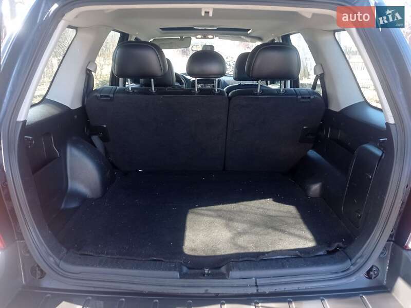 Внедорожник / Кроссовер Ford Maverick 2005 в Костополе