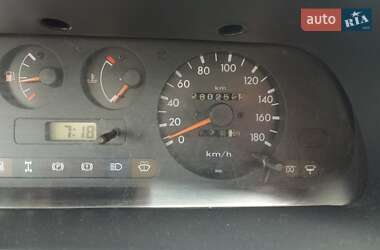 Внедорожник / Кроссовер Ford Maverick 1996 в 