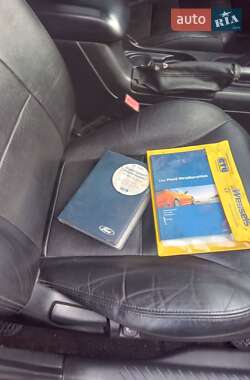 Внедорожник / Кроссовер Ford Maverick 2006 в 