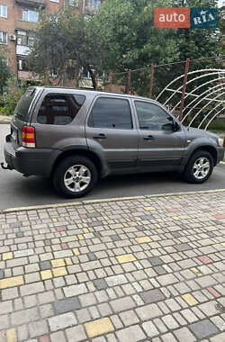 Внедорожник / Кроссовер Ford Maverick 2005 в 