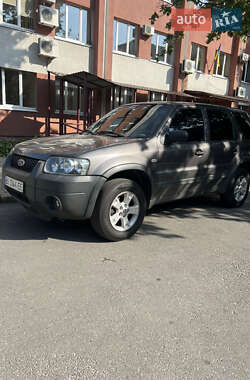 Внедорожник / Кроссовер Ford Maverick 2005 в 