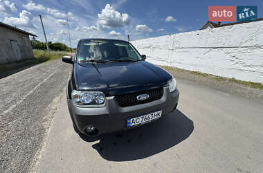 Внедорожник / Кроссовер Ford Maverick 2005 в 