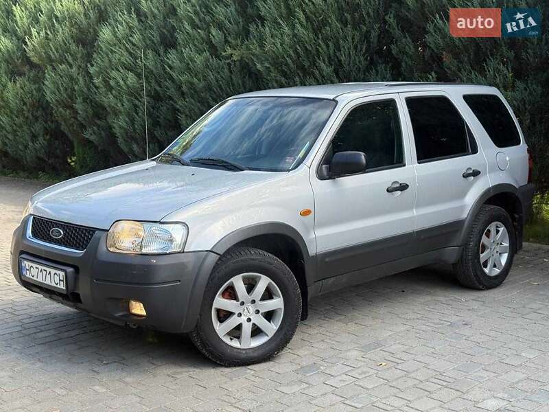 Внедорожник / Кроссовер Ford Maverick 2003 в 