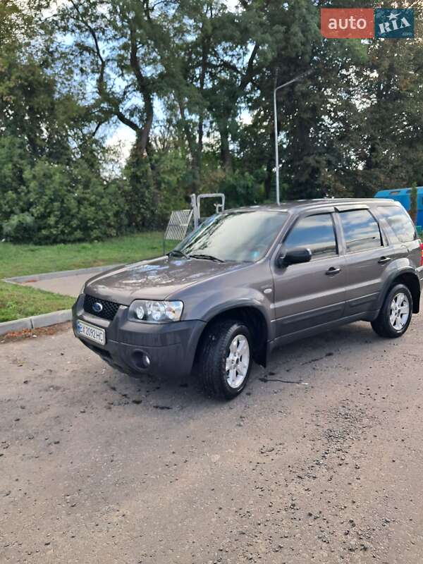Ford Maverick 2005