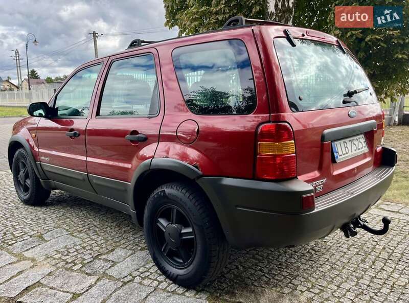 Внедорожник / Кроссовер Ford Maverick 2003 в Костополе