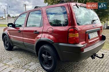 Внедорожник / Кроссовер Ford Maverick 2003 в 