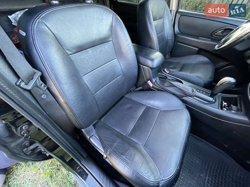 Внедорожник / Кроссовер Ford Maverick 2005 в Долине