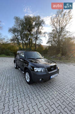 Позашляховик / Кросовер Ford Maverick 2007 в Вижниці