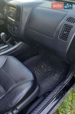 Позашляховик / Кросовер Ford Maverick 2005 в Калуші