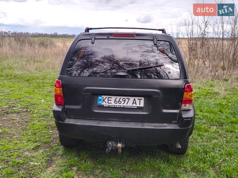 Внедорожник / Кроссовер Ford Maverick 2002 в Магдалиновке