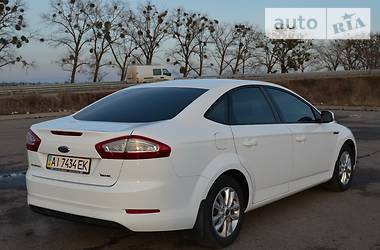 Седан Ford Mondeo 2012 в Киеве