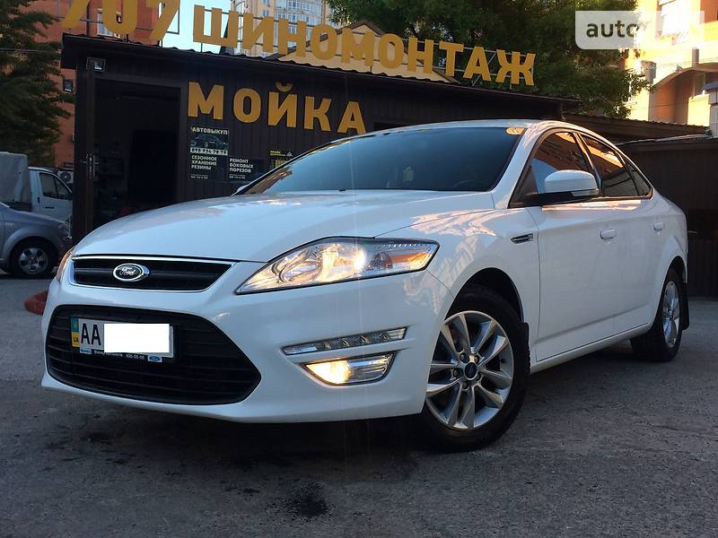 Седан Ford Mondeo 2012 в Киеве